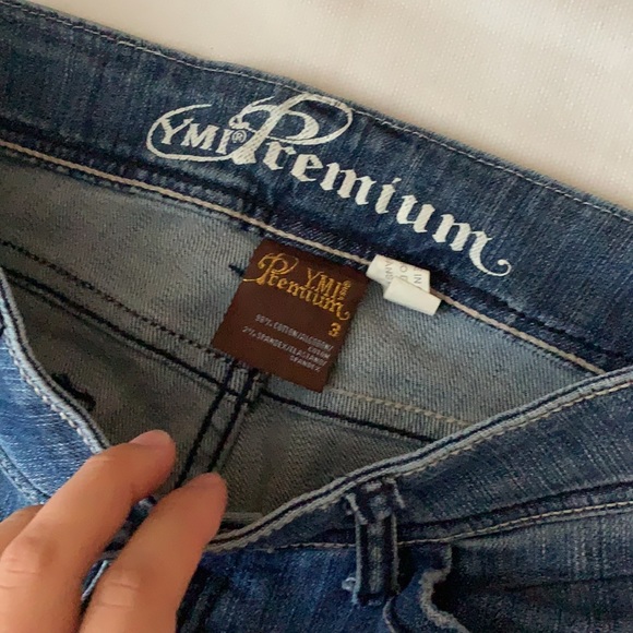 Flare Low Rise Jeans - Picture 3 of 4